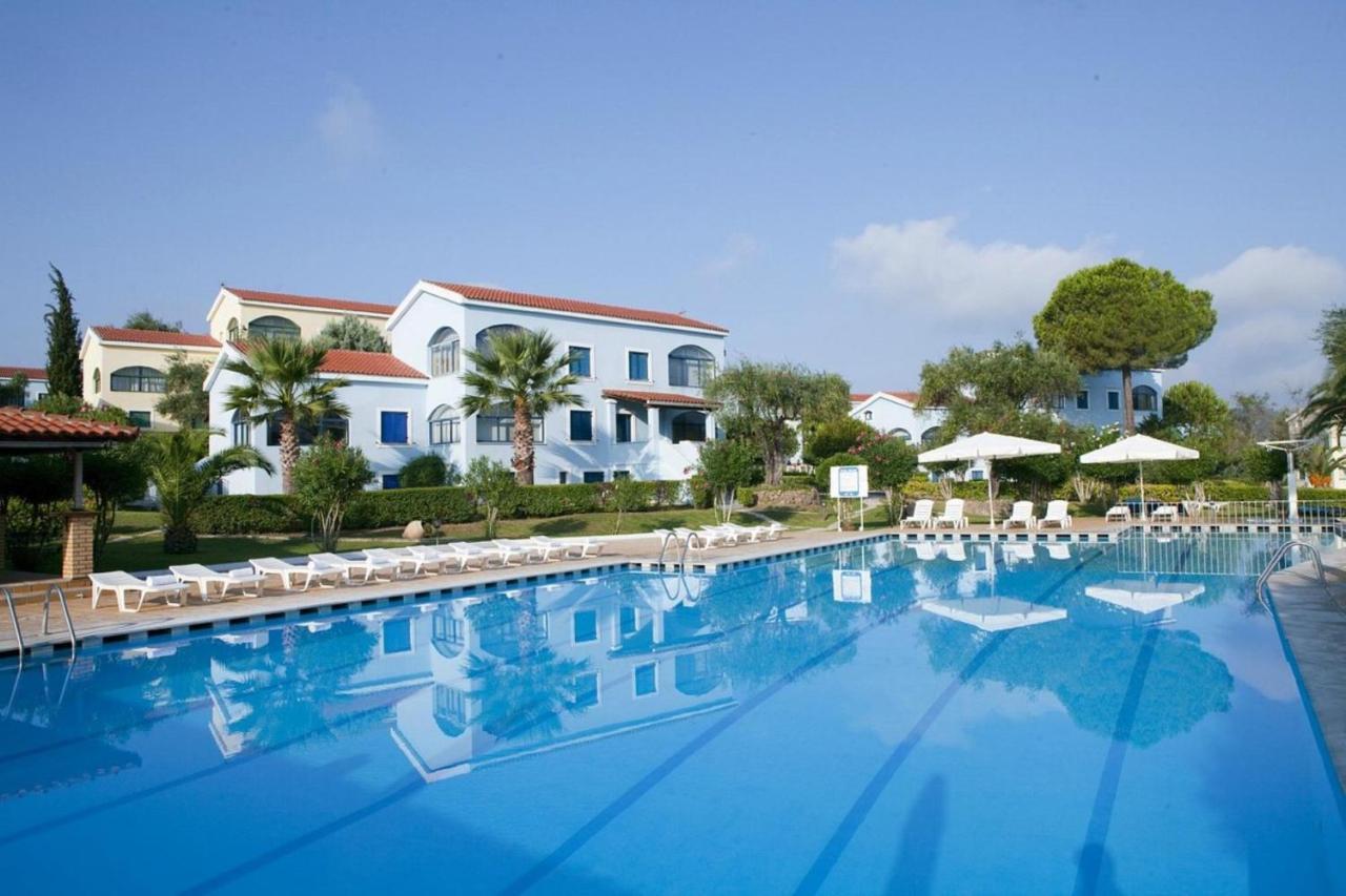 Govino Bay Luxury Beach Loft Apartment Danilia Exterior photo