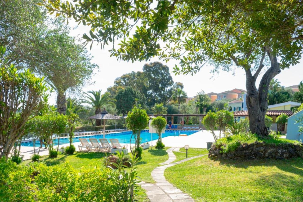 Govino Bay Luxury Beach Loft Apartment Danilia Exterior photo