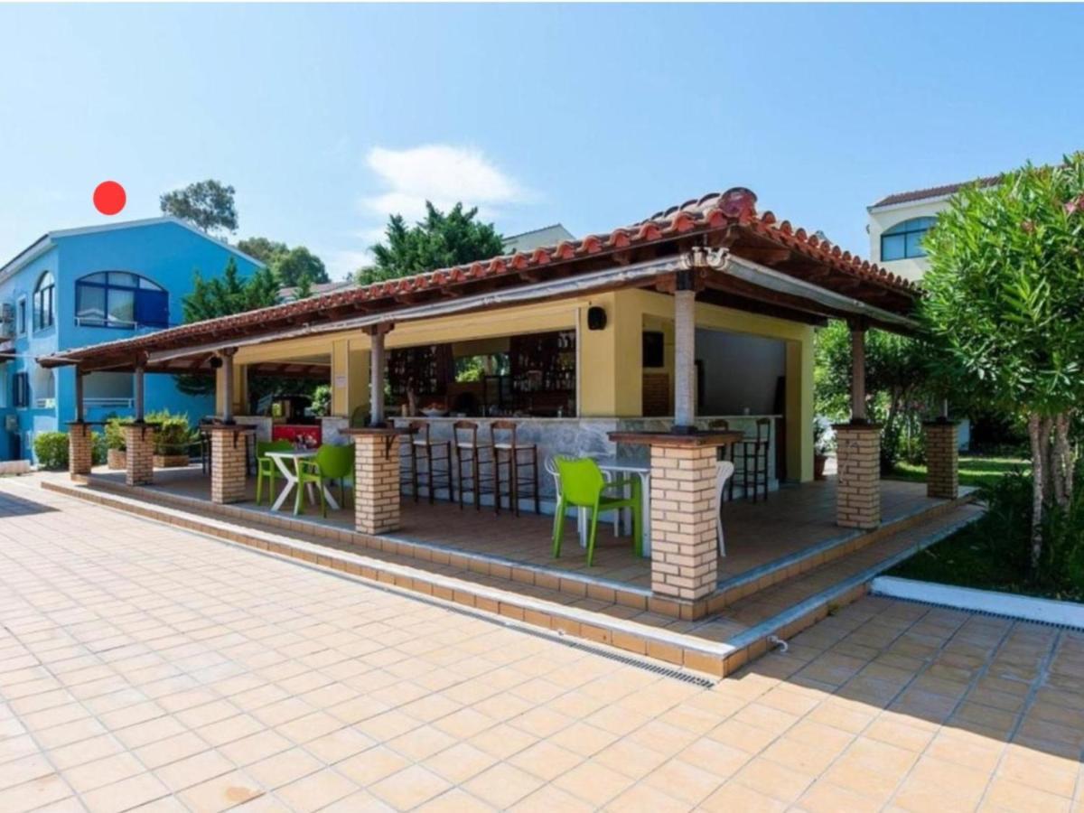 Govino Bay Luxury Beach Loft Apartment Danilia Exterior photo